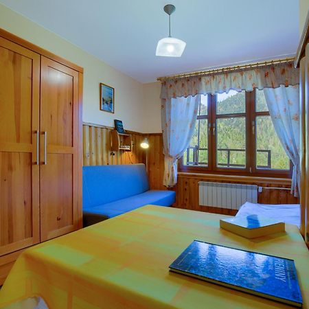 Schronisko Pttk Trzy Korony Bed & Breakfast Sromowce Niżne Eksteriør bilde