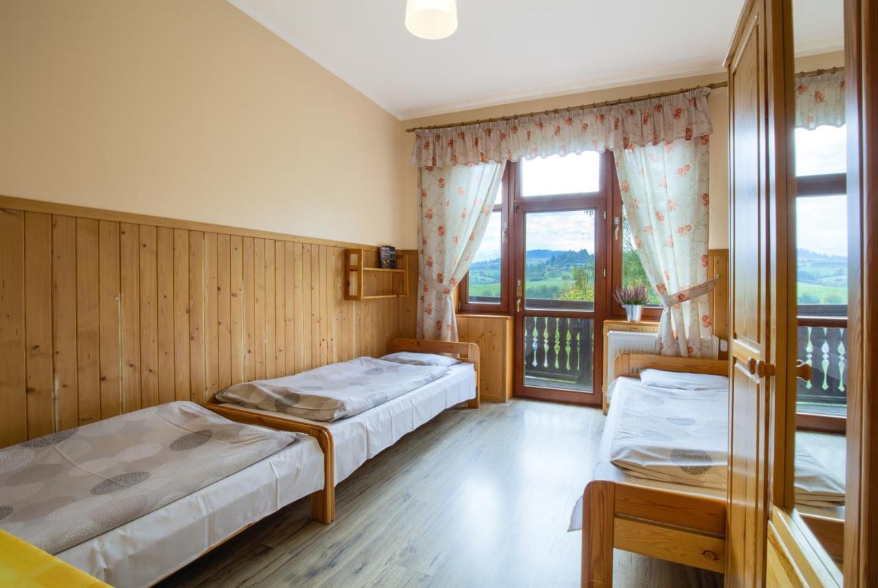 Schronisko Pttk Trzy Korony Bed & Breakfast Sromowce Niżne Eksteriør bilde