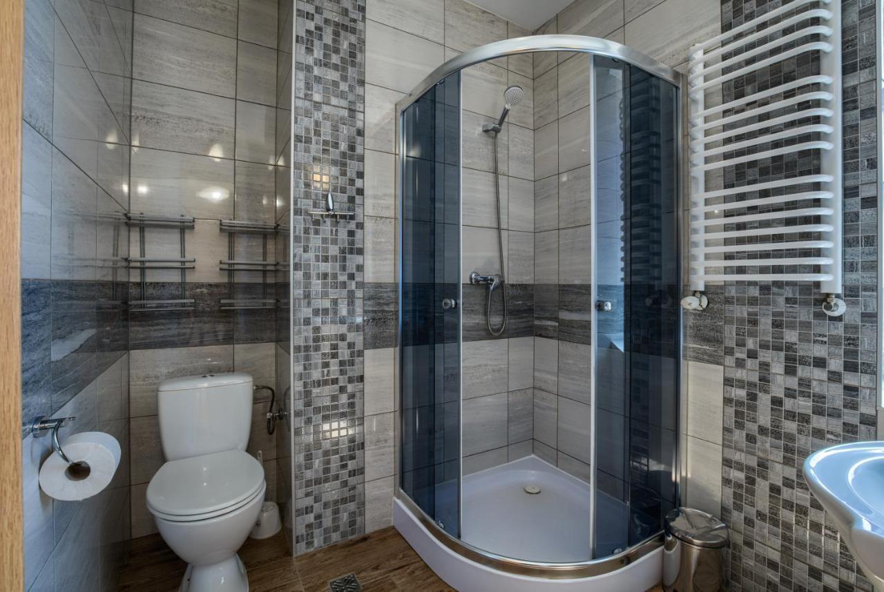 Schronisko Pttk Trzy Korony Bed & Breakfast Sromowce Niżne Eksteriør bilde