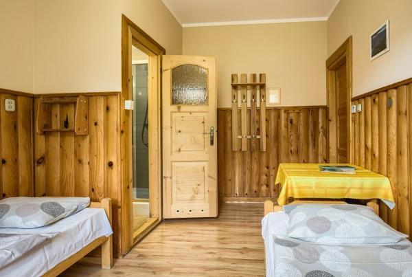 Schronisko Pttk Trzy Korony Bed & Breakfast Sromowce Niżne Eksteriør bilde